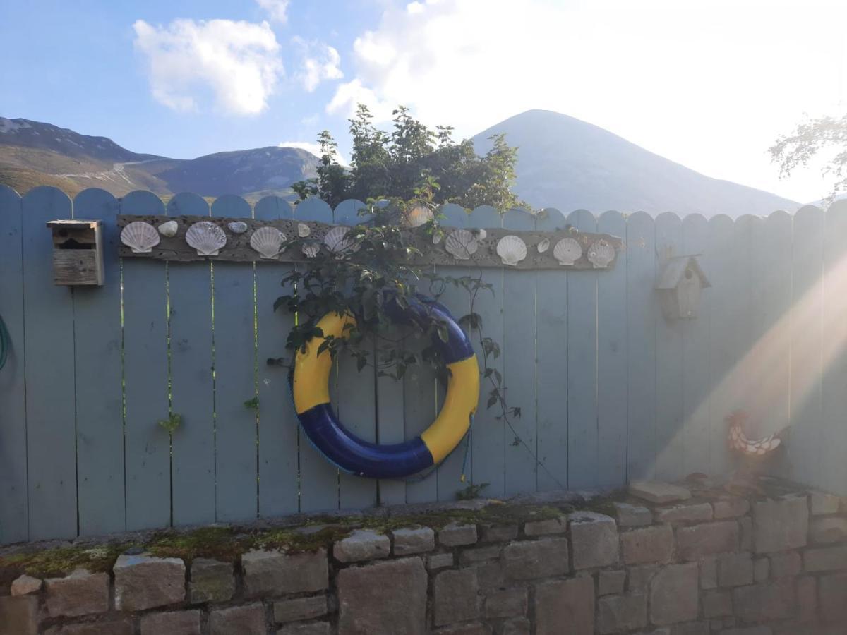 Croagh Patrick Lodge Apartment Westport Exterior foto