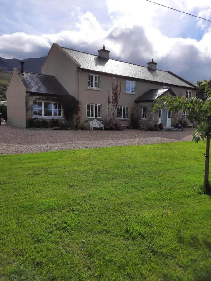 Croagh Patrick Lodge Apartment Westport Exterior foto